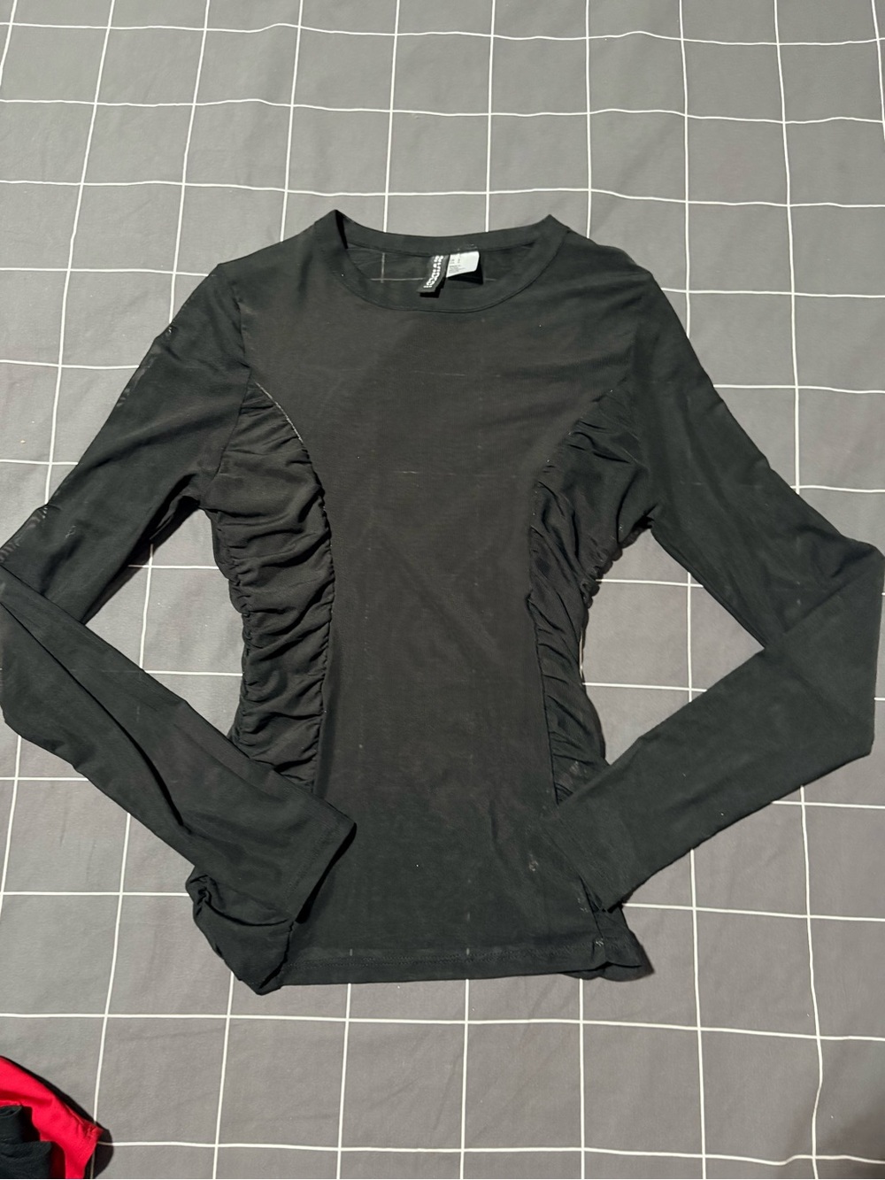 Divided Black Long Sleeve Ruched Side Top